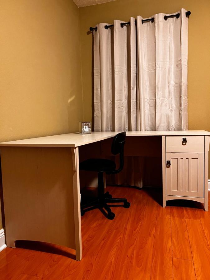 Modern Room With Shared Bathroom Alafaya Esterno foto